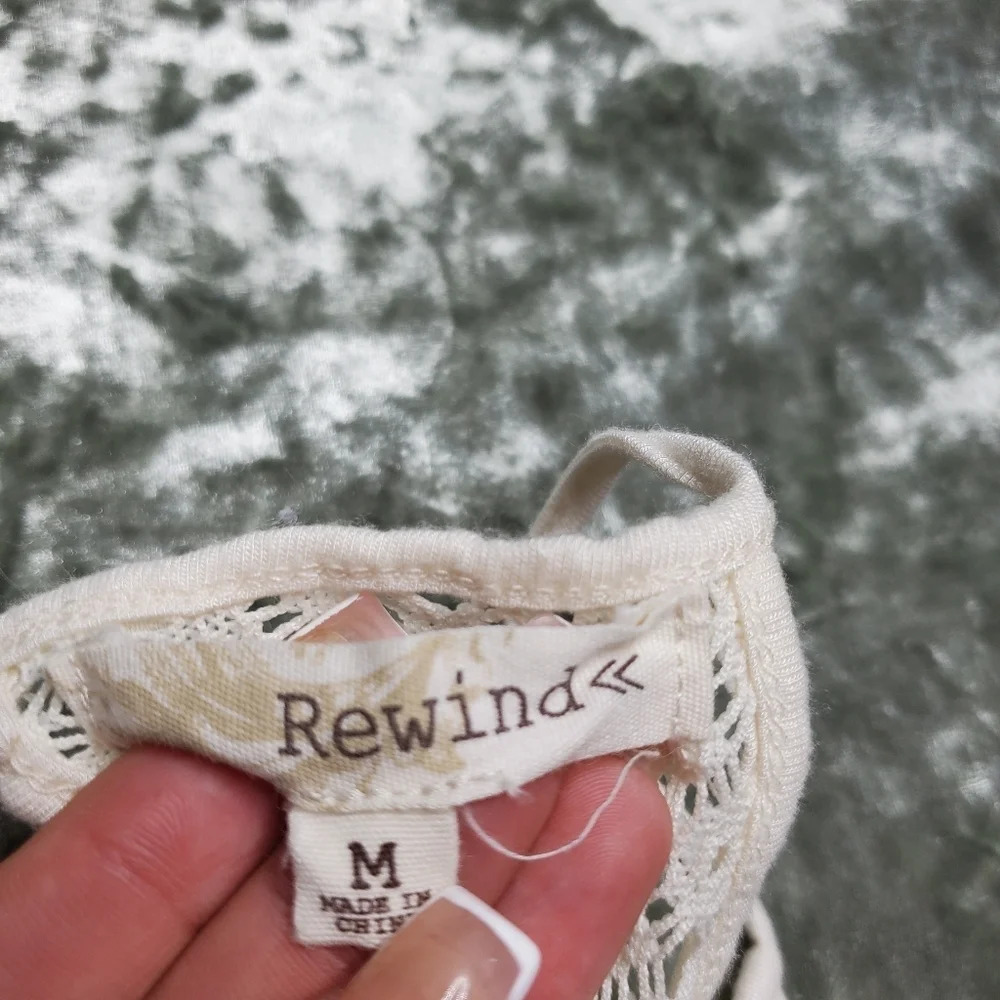 Rewind‎ Floral Tank Top - Picture 3 of 8